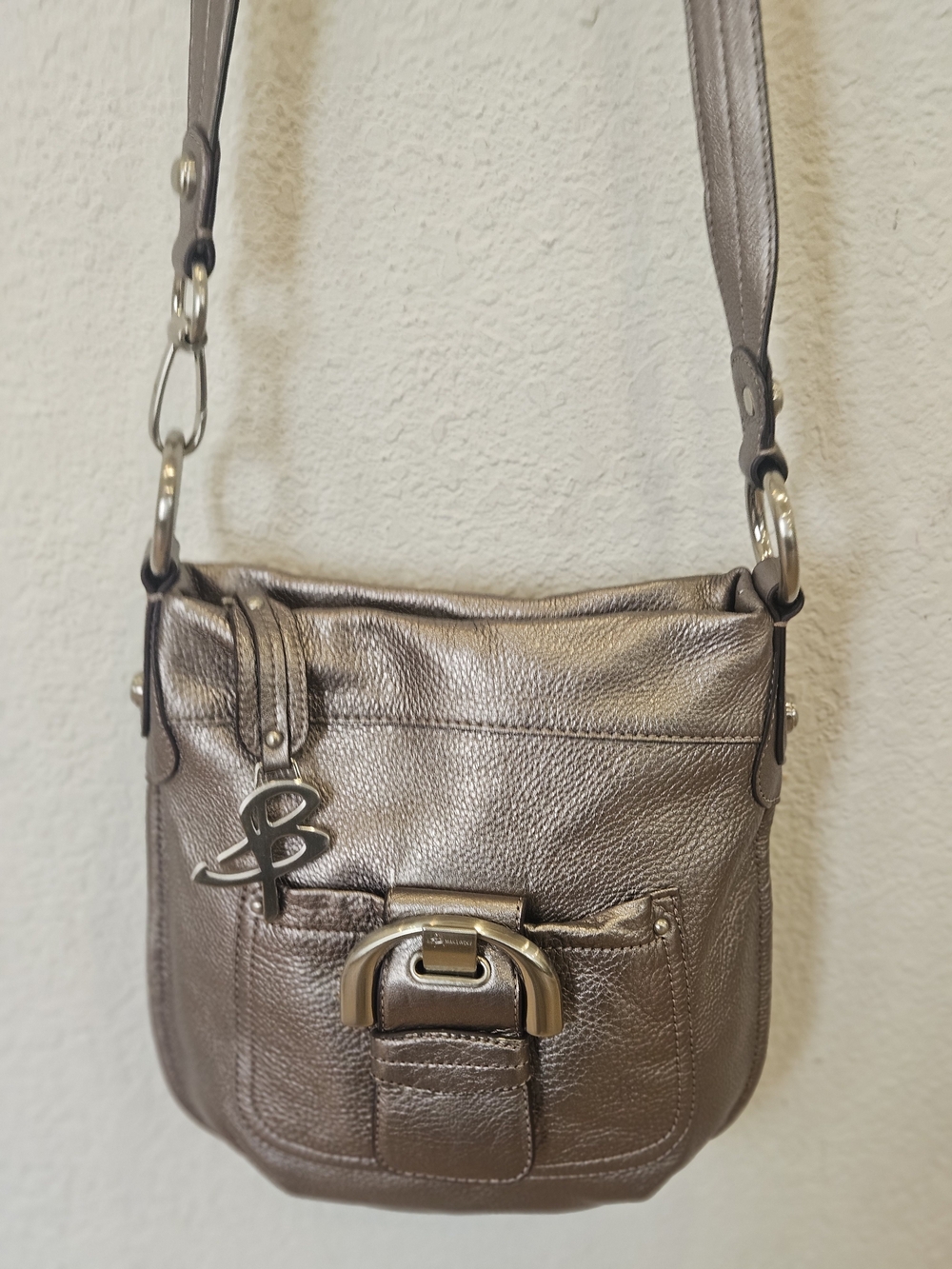 B. Makowsky Bronze Leather Crossbody Shoulder Bag